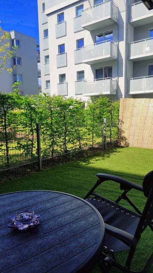 Green Terrace Big Family Apartment فروتسواف المظهر الخارجي الصورة